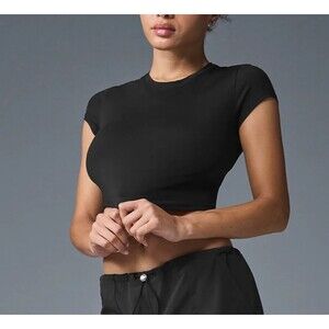 ALO Yoga Alosoft Finesse Crop Tee Cap Sleeve Black Athletic Perf. FREE SHIPPING
